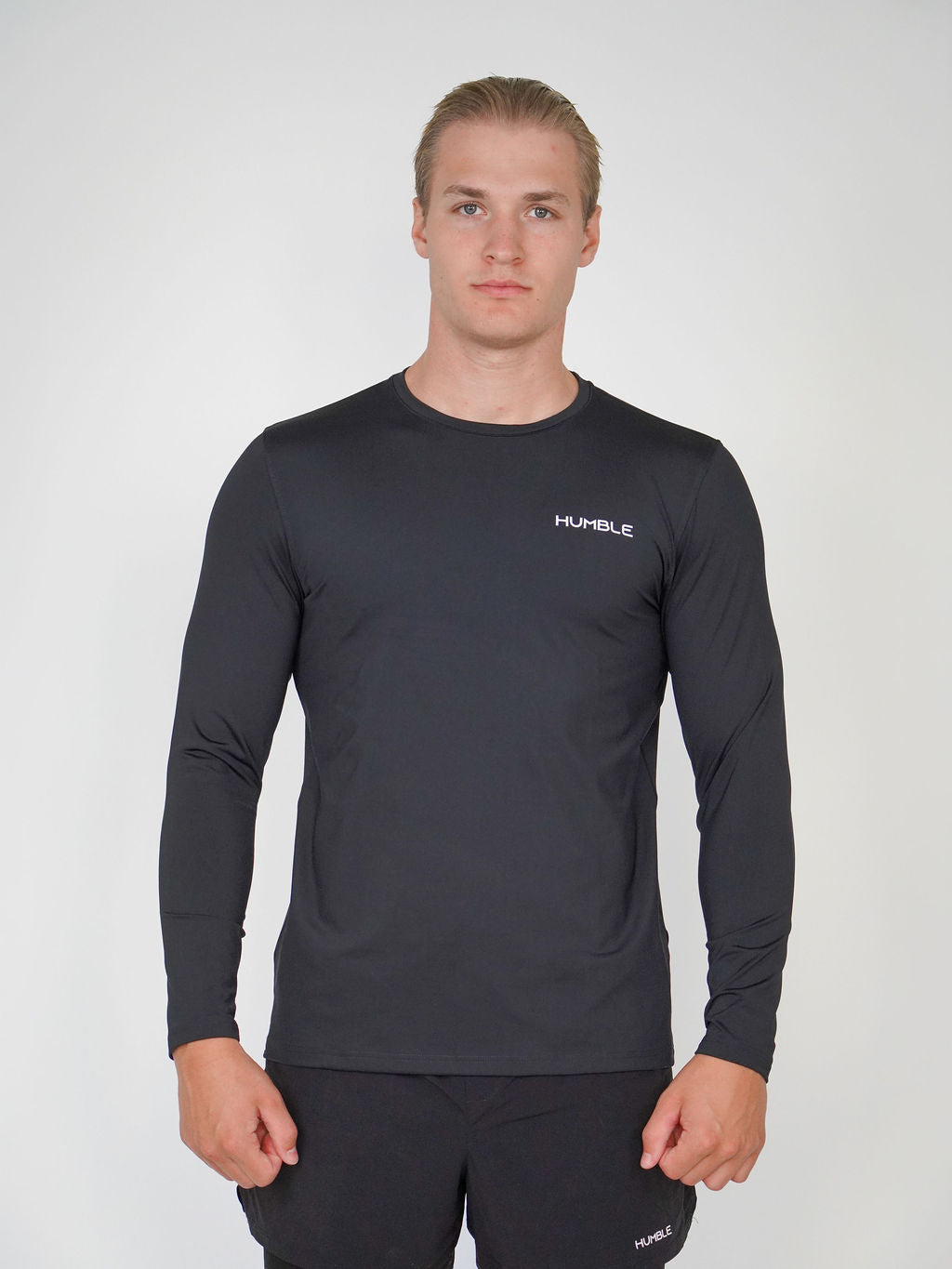 Man i Performance Long Sleeve från Humble Athletics